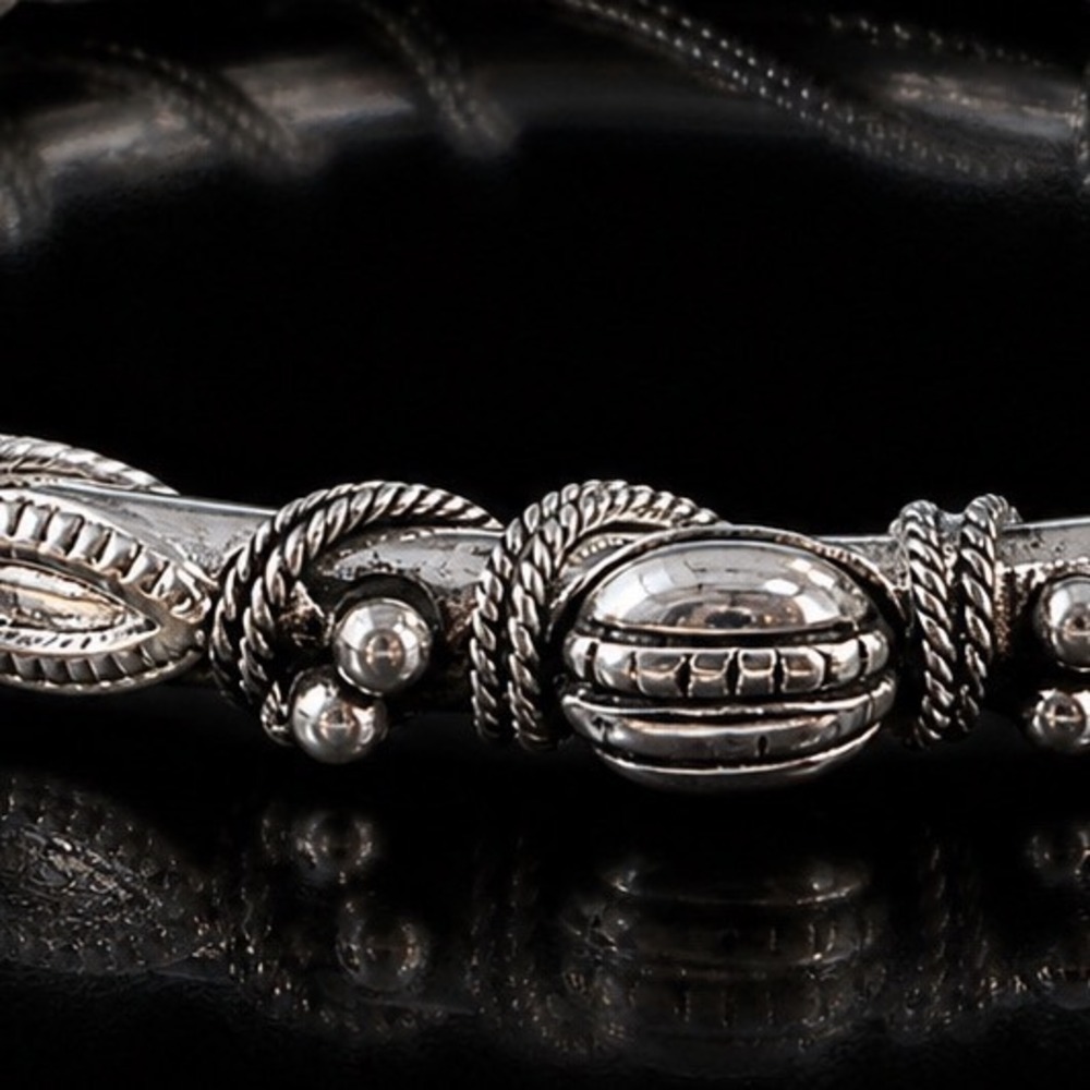 Vintage Handmade Balinese Style Silver Tone Twisted Rope Granulated Bracelet - Picture 6 of 8